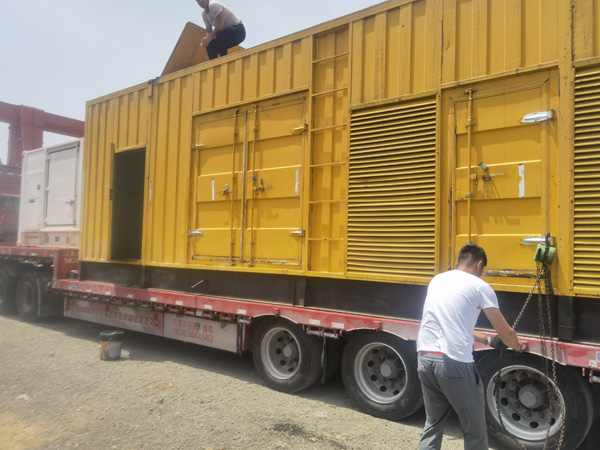 张店除了负载情况和发动机维护，还有哪些因素会影响 200kw 柴油发电机的油耗？