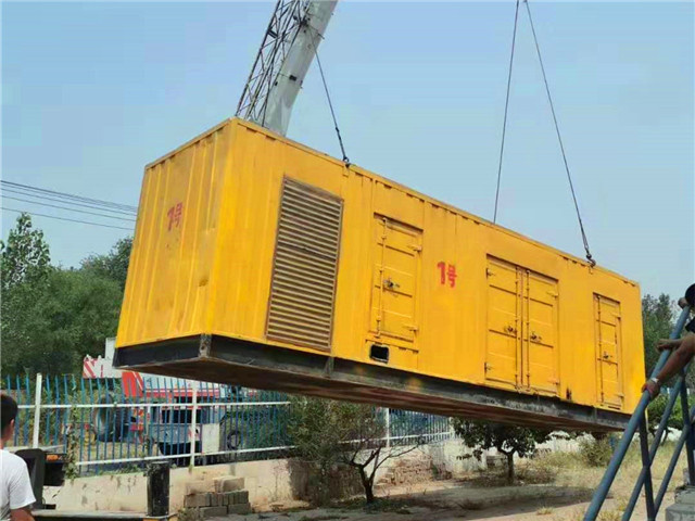 张店300KW柴油发电机组油耗是多少？